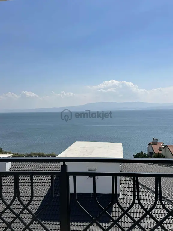 Full Deniz Manzaralı Armutlunun En Güzel Dairesi Satışta 1