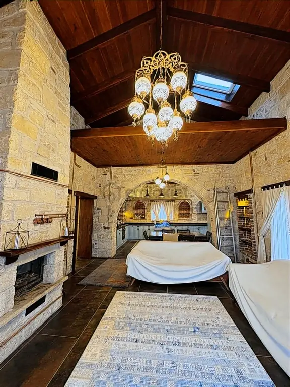 Ankara Akyurt'ta Geniş Arsa İçinde Müstakil 4+1 Lüks Taş Villa 2