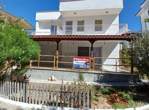 Doğa Ve Deniz Manzaralı Site İçi Tam Müstakil Bahçeli Villa 2