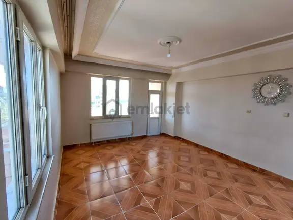 Yenihal Civarı Kiralık 3 +1 Daire 2