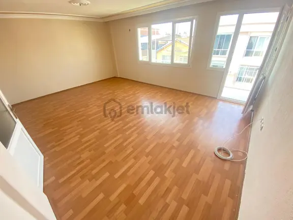 Buca Hipodrum Efeler Mah.de 2+1 95m2 D.gazlı Kiralık Daire 1