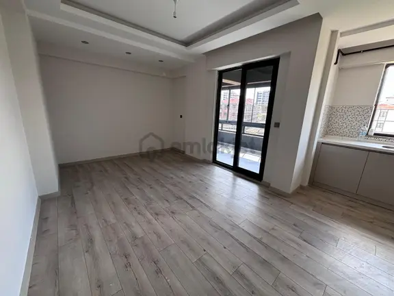 Kent Park Yanında En Üst Kat 3+0 Kiralık Daire 2