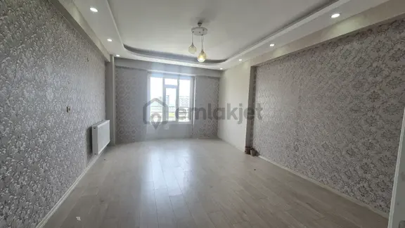 Acil Satılık 3+1 Son Kat 1
