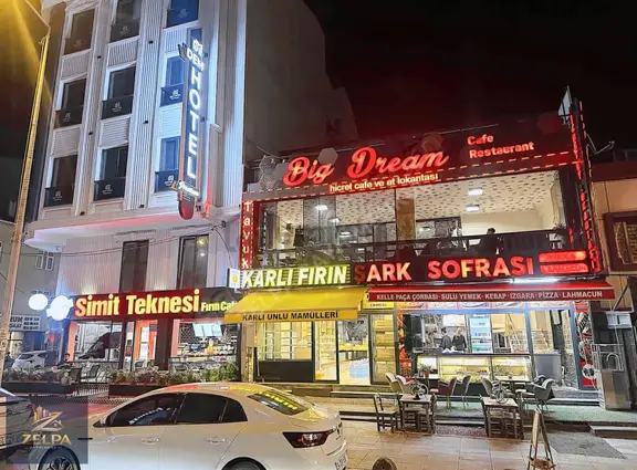 Fiyat Düştü Acil 4 Katlı 550 M² Kafe Restoran Devren Kiralık 1