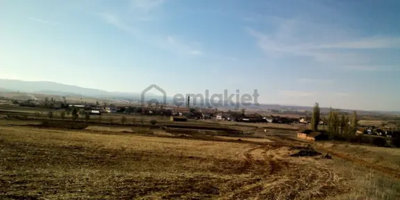 Kütahya Çavdarhisar 1.515 M2 Düz İlçe Merkezine Yak Fırsat Arazi 2