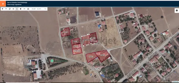 Boztepe Bağbaşın'da İlçe Manzaralı 1100m2 Köşe Başı Satılık Arsa 1