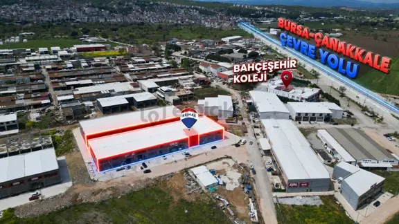 Biga Sanayi Sitesinde 170 M² Kapalı Alanlı Ve Geniş Ön Kullanım Alanlı (75m2) Dükkan 1