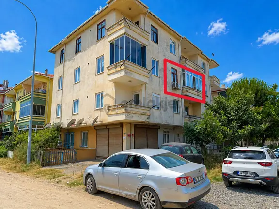 Karasu'da Denize 50 Metre Yazlık 1+1 Fırsat Daire 1