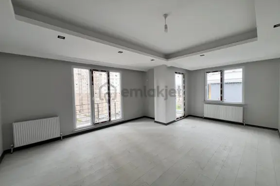 Sözbir Gayrimenkul'den Akevlerde 3+1 Sıfır Ara Kat Daire !! 2