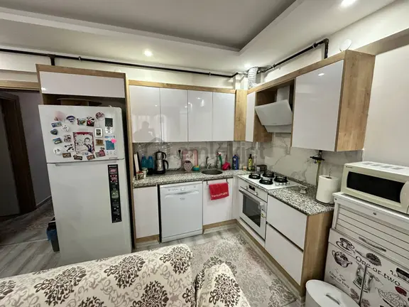 Zeki Emlaktan Manisa Muradiye Mh Bahçeli Nizam Satılık 2+1 Arakat Daire 2