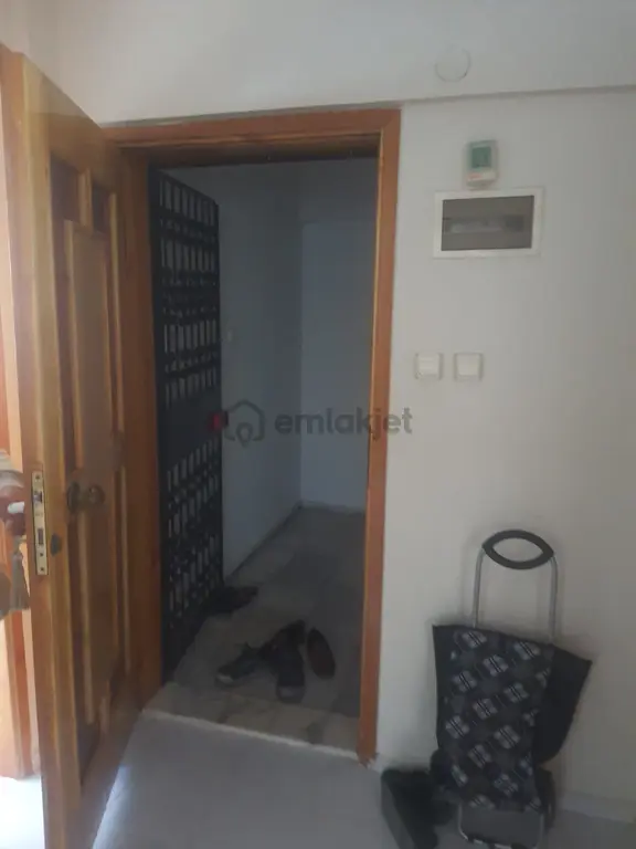 Kuşadası Satılık 3+1 Daire Her Yere Yürüme Mesafesinde Merkezde 2