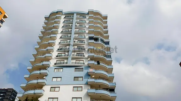 Erdemli Merkezde Mega Park Plazada Satılık 4+1 Daire 2