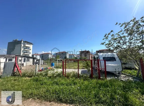 İstasyon Mahallesi Belkent Evleri Civarı Satılık Arsa 2