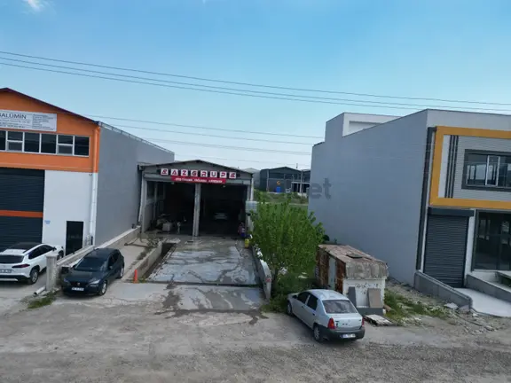 Sanayinin Yeni Gelişen Bölgesinde Satılık 350 M² Dükkan 1