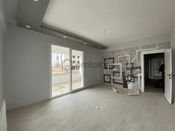 Cm Emlak İlhanlı Mah. İçi Full Yapılı Çift Banyo Sıfır 3+1 Daire 2