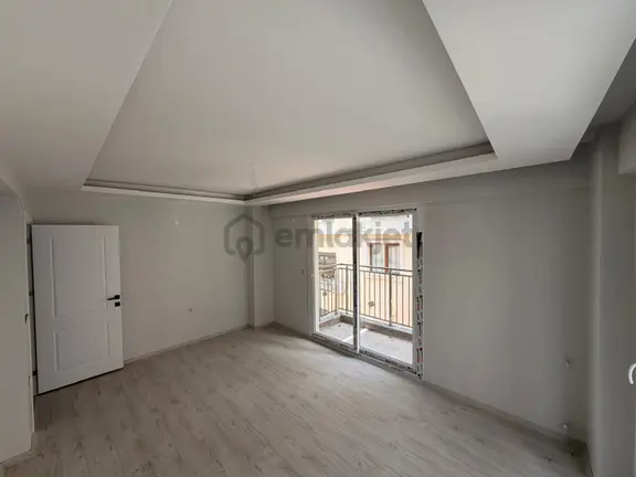 Acilll Konak Zafertepe Mah.de İzmirpark Avm Yakını 2+1 80m2 Ayrı Mutfak Arakat Asansörlü Sıfır Daire 2
