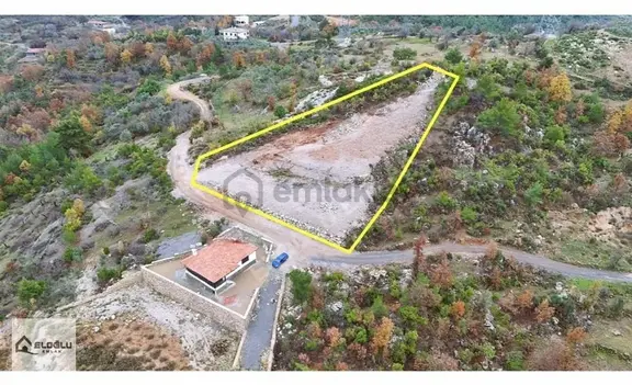 Alanya Karamanlarda Satılık 2.271 M2 Tarla 2