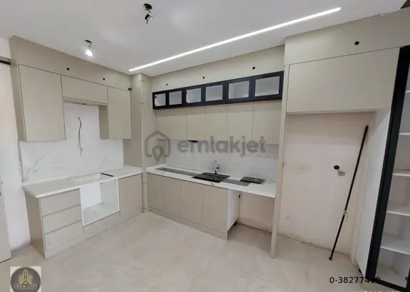 Erva Lıfedan Karahasanlı'da Ebeveyn Banyolu 2+1 Lüx Daireler 1
