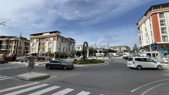 Mimaroba Emlak Bankası 4.kısımda Satılık 4+1 Dubleks Daire 2