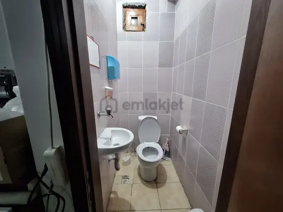 Semt Polikliniği Karşısında Kiralık Dükkan | Eczaneye Uygun 2