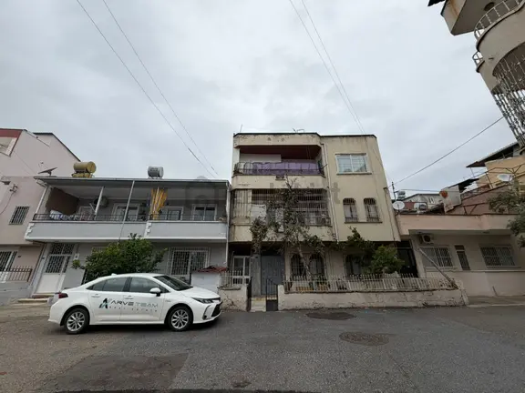 Arve'den Marinaya Yürüme Mesafesinde 3 Katlı Komple Bina 1