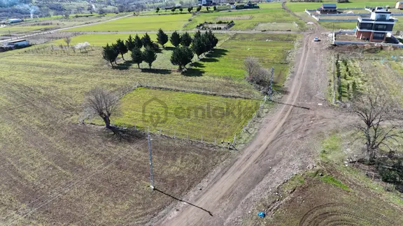 5 Kat 1.50 Emsal Cadde Cepheli 836 M Satılık Arsa 2