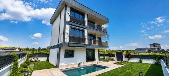 Yeniçiftlik'de 4+1 Büyük Havuzlu Villa#kartallar'dan# 1
