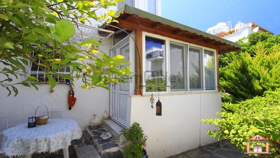 ️s-a-k-a-l-l-ı-dan Turgutreiste Denize Yakın Eşyalı Daire 1