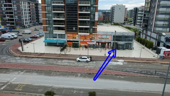 Çanakkale Esenler Ana Cadde Üzerinde 500 M2 Satılık Dükkan 2