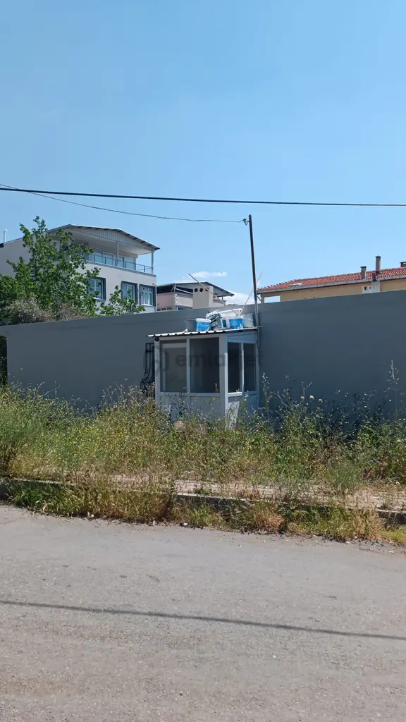 Bornova Atatürk Mah. Kiralık Tek Katlı Müstakil Bina 1