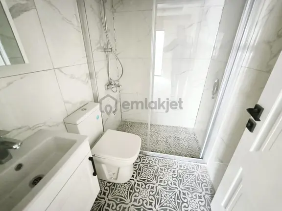 Soğancılar Caddesinde Ayçadan Satılık Fırsat 2+1 Lüks Daire 2