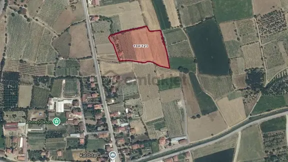 Tokat Turhal Kat Kasabasında Hısselı Tapu 800 M2 Satılık Tarla Bağ 2