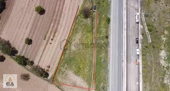 Kırıkkale Samsun Yolu Üzeri Yol Kenarı 800 M2 Tarla 1