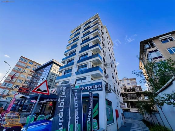 Erciyes'den Sahrayiceditde Yeni Bina 3+1 Çift Balkonlu 130 M² 1