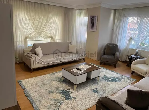 3+1 3. Kat Masrafsız 145 M2 Daire 1
