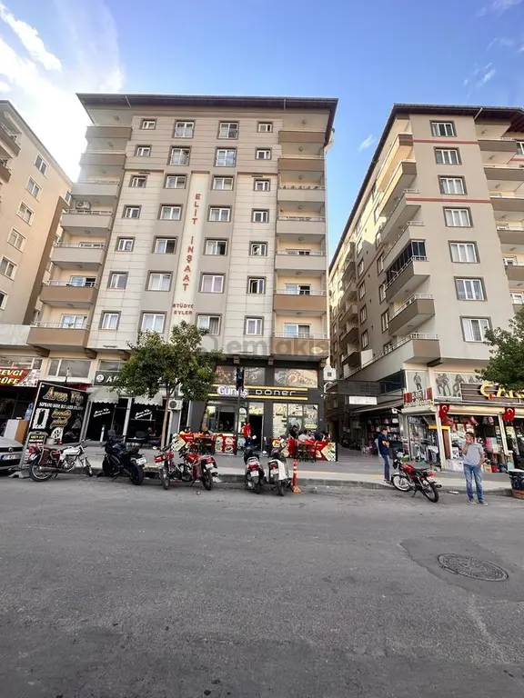 Hadi Gayrimenkulden Üniversite Civarı Kiralık 2+1 Eşyalı Stüdyo 1