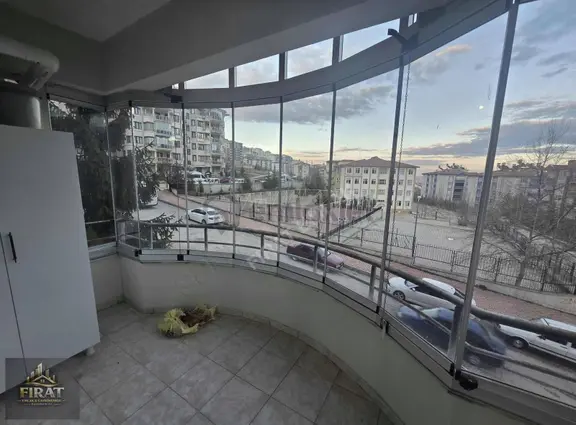 Abdullahpaşa'da Satılık 3+1 Daire, 175m², Merkezi Konum 2