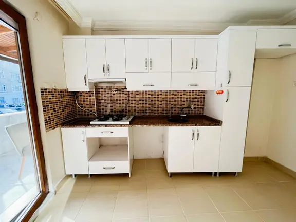 Acill. Yalova Merkez Fevzi Çakmak Mh. 2+1 Kiracılı Satılık Daire 1