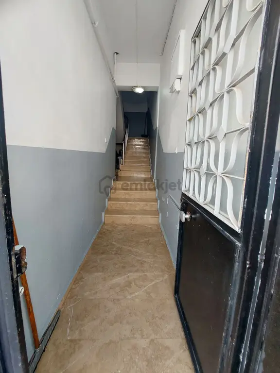 Konakta Satlık 2 Katlı Komple Bina 2