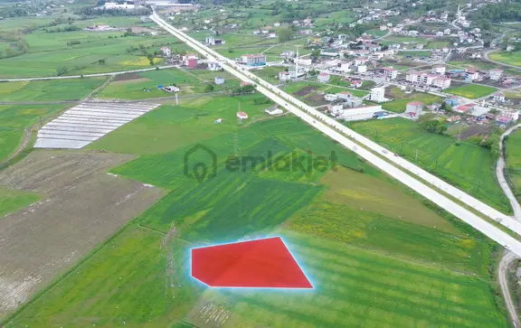 Yağmur Emlaktan Satılık Lojistik Köye Yakın Köşe Parsel Arsa 1
