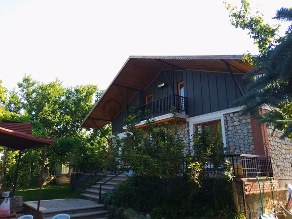 Elmadağ Yeşildere'de Bakımlı Bağ-bahçe-çiftlikev+bungalov+villa! 1