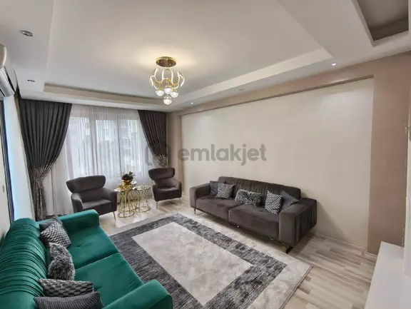 4+1 Satılık Lüks Daire Bağcılar Şatopark Ve Yenihal Civarı 2