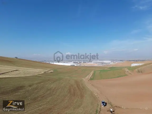 Zirve'den Çınar Mahallesi Tek Tapu 5722metre İmar Sınırı Tarla! 2