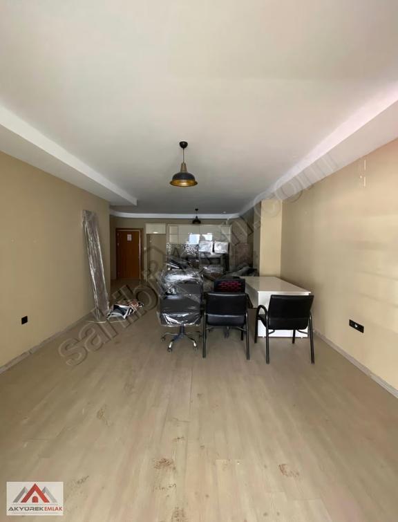 Akyürek'ten Yenişehir 34.cadde Üzerinde Satılık Ofis 1