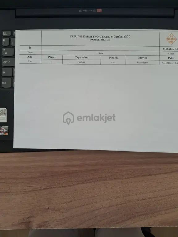 Adalet Gold Group Emlaktan Niksar Yaylası Melike Evlerinde 500 M2 Arsa 2