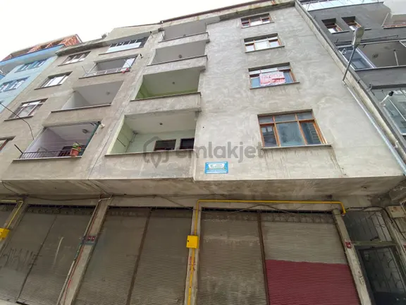 Trabzon Araklı Merkez'de Satılık Daire 1