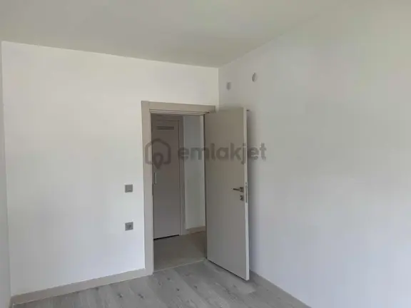 Güneşevler'de Mükemmel Konumda Satılık 3+1 Daire 2