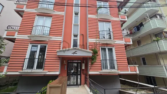Turkuaz Emlaktan Cumhuriyet Mahallesinde 2+1 Kiralık Daire 1