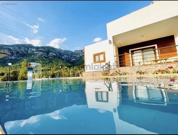 Köyceğiz Zeytin Alannda Eşyalı Havuzlu Müstakil 2+1 Kiralık Ev 1