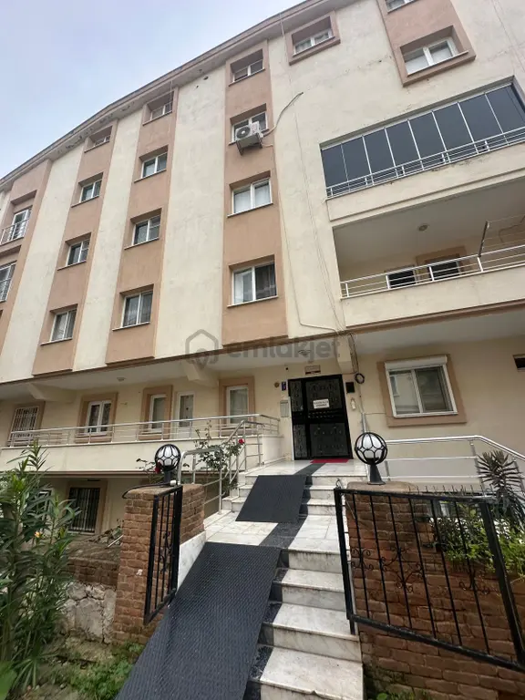 Didim Satılık 1+1 Daire: Yüksek Giriş, Geniş Balkonlu, 2